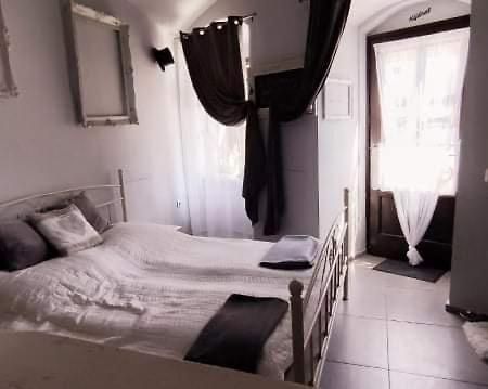 Godot Apartman Miskolc Exterior foto